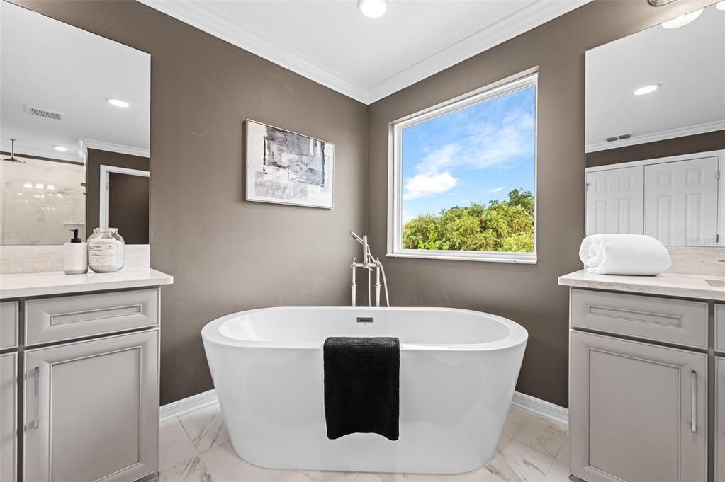 Bathroom, Free Standing Baths, Interior, Marble, Recessed Lighting