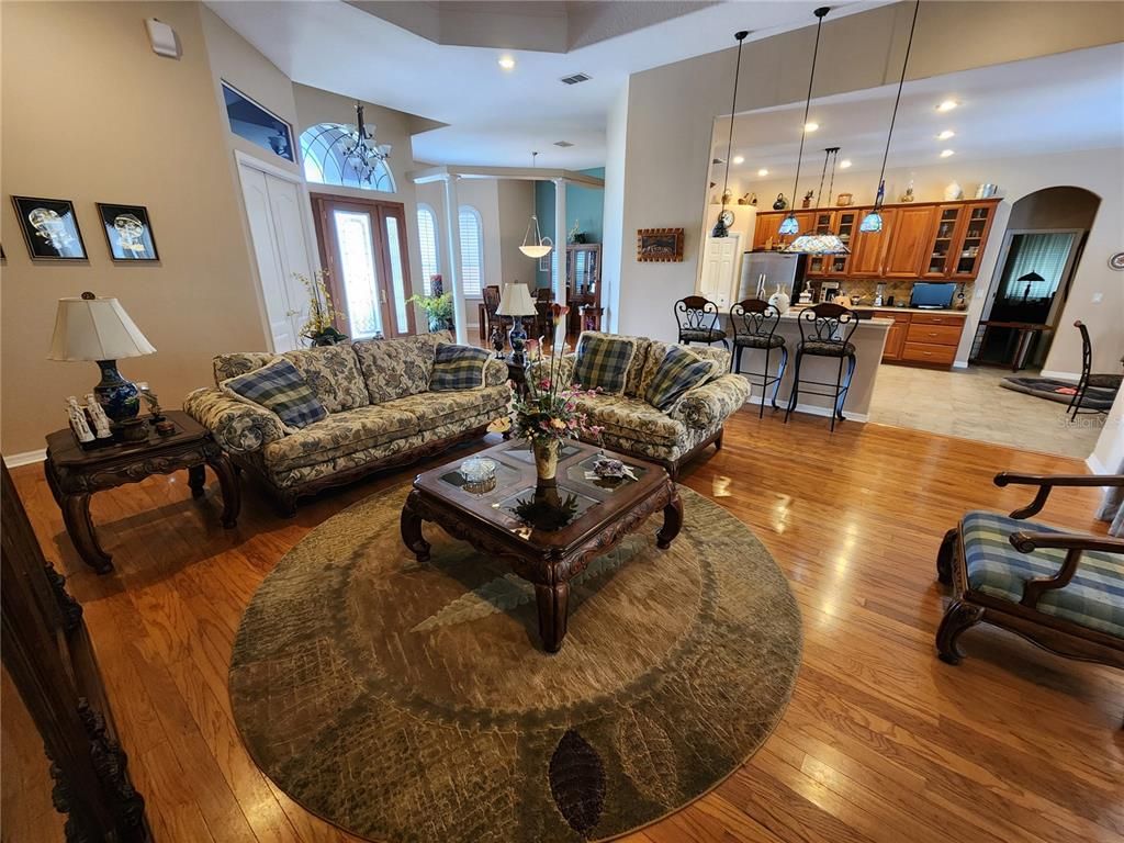 Interior, Kitchen, Living room, Pendant Lights, Recessed Lighting, Wood Texture Flooring