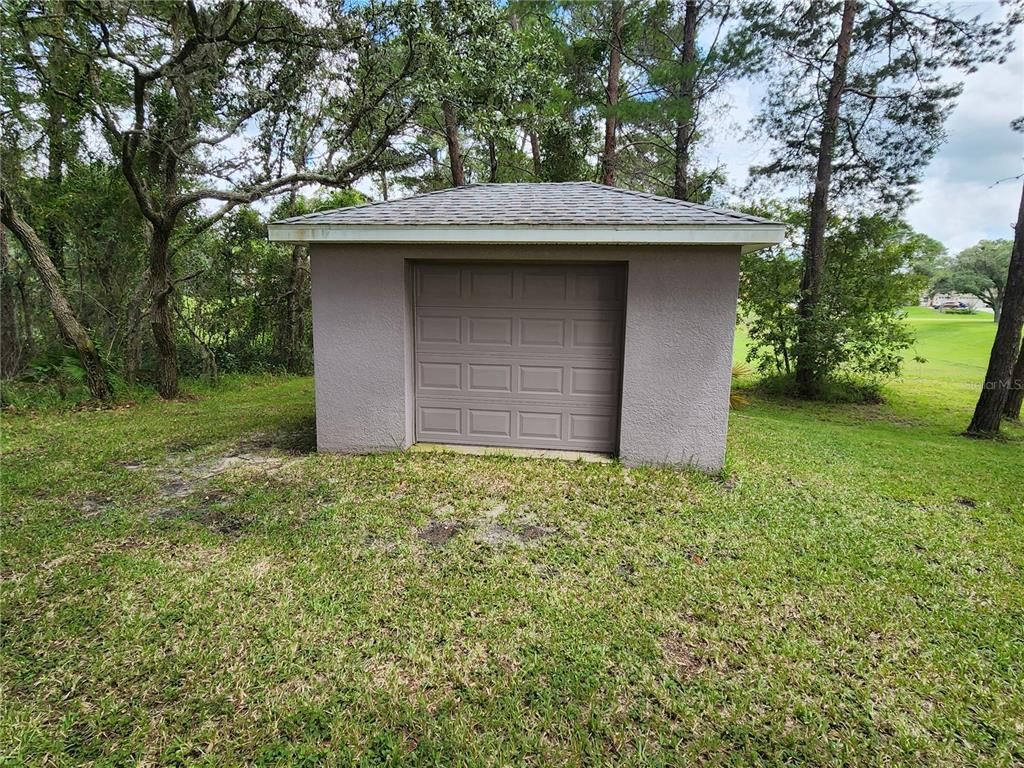 Backyard, Detached Garage, Exterior