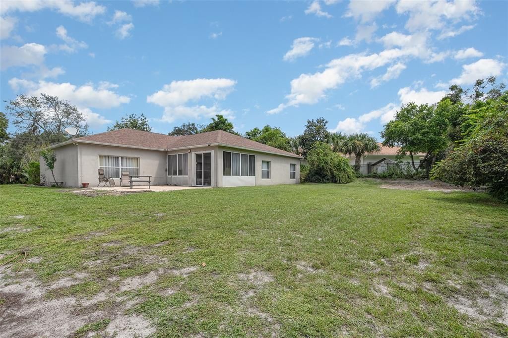 Backyard, Exterior