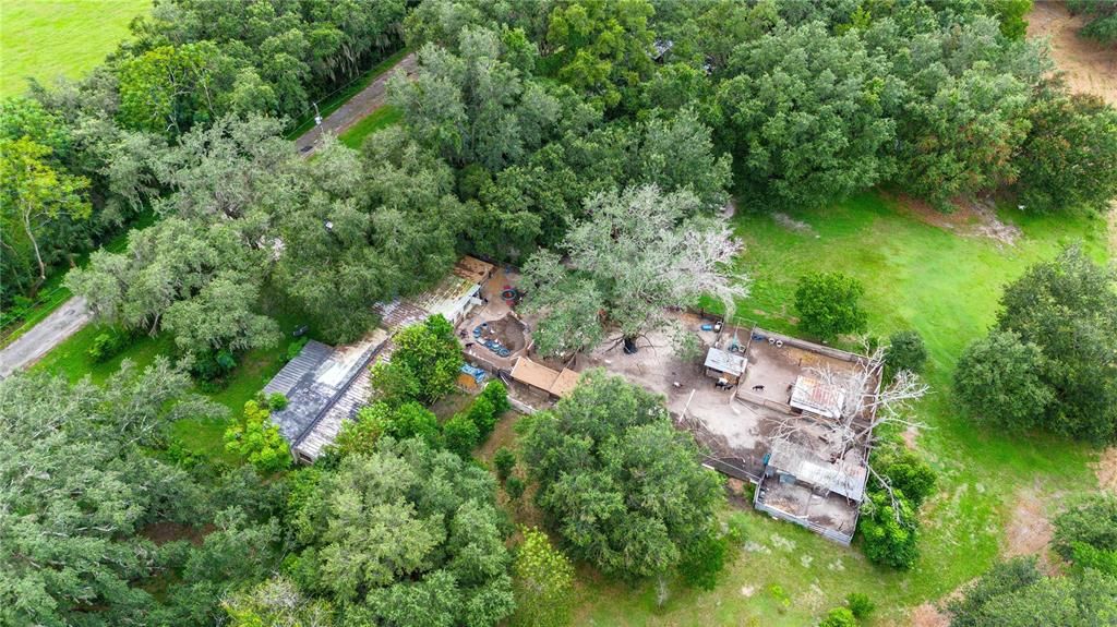 Exterior, Drone