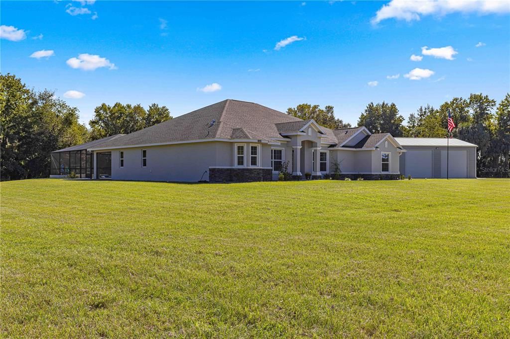 Backyard, Exterior