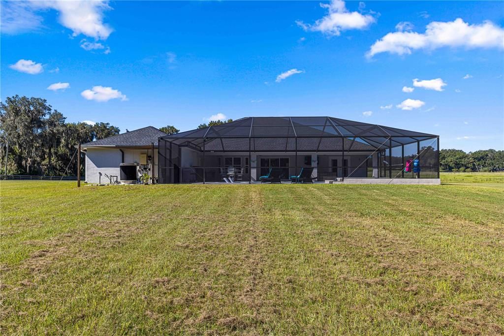 Backyard, Exterior