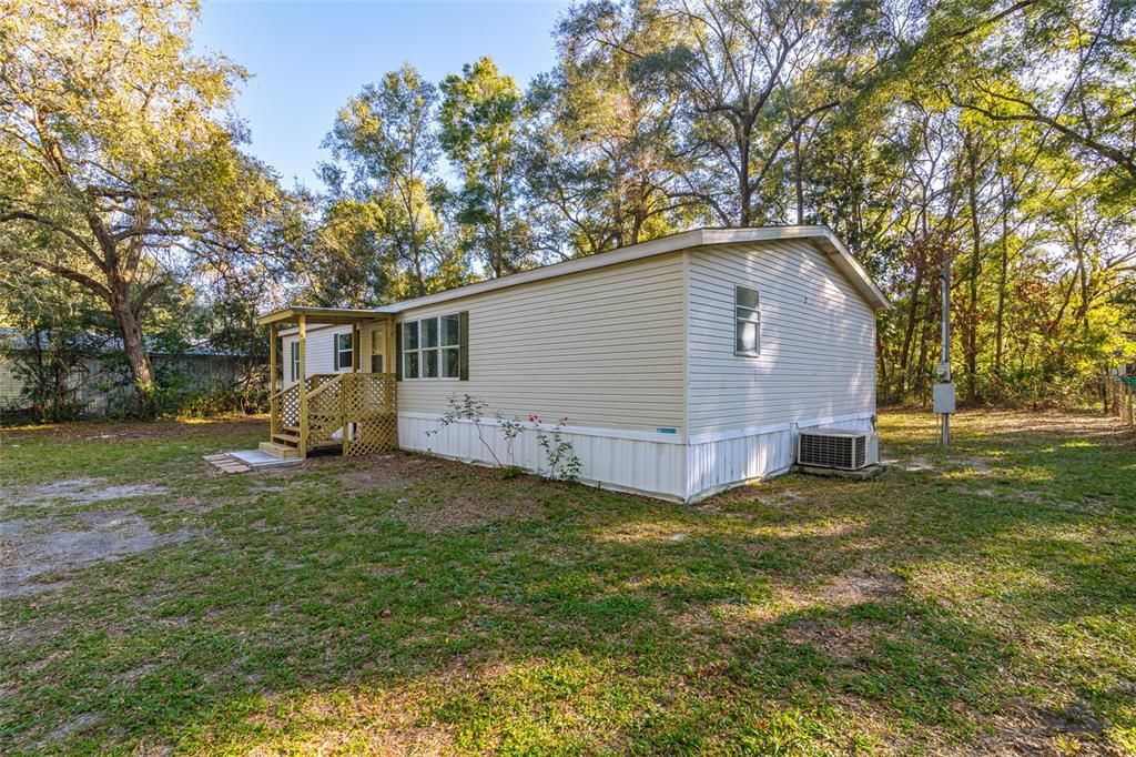 Backyard, Exterior