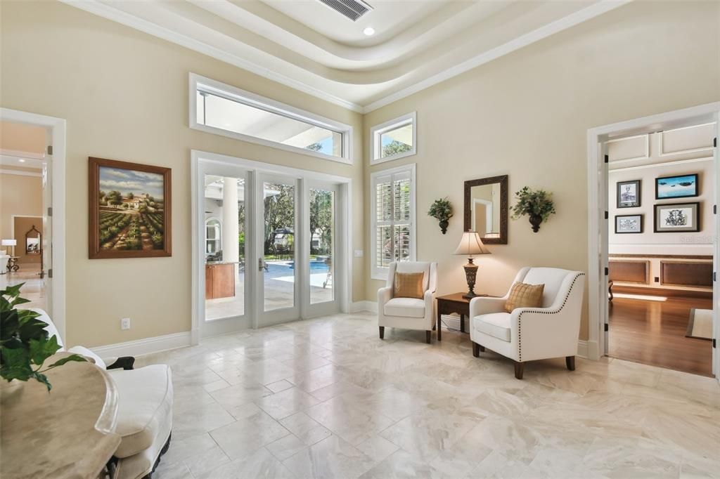 Interior, Recessed Lighting, Wood Texture Flooring