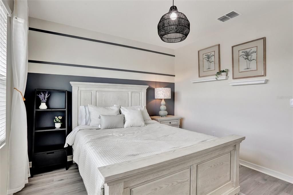 Bedroom, Interior, Pendant Lights, Wood Texture Flooring