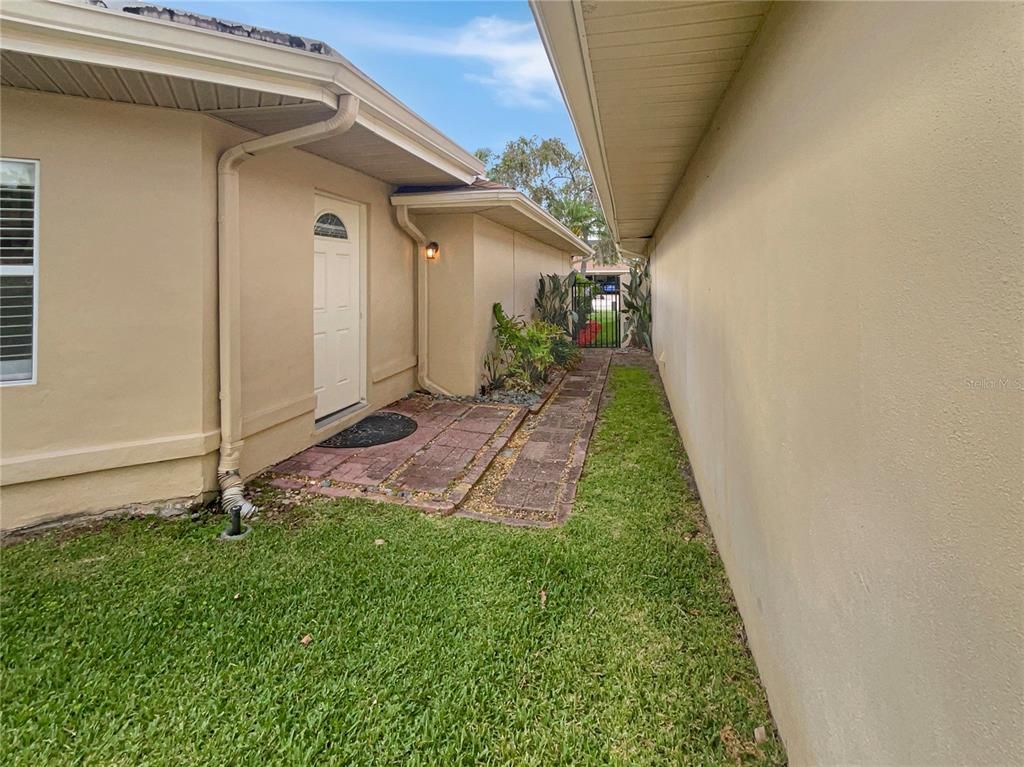 Backyard, Exterior