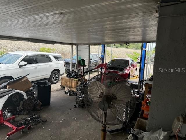 Garage, Interior