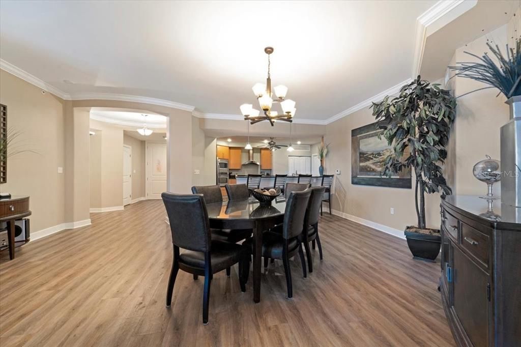 Chandelier, Dining room, Interior, Kitchen, Recessed Lighting, Wood Texture Flooring