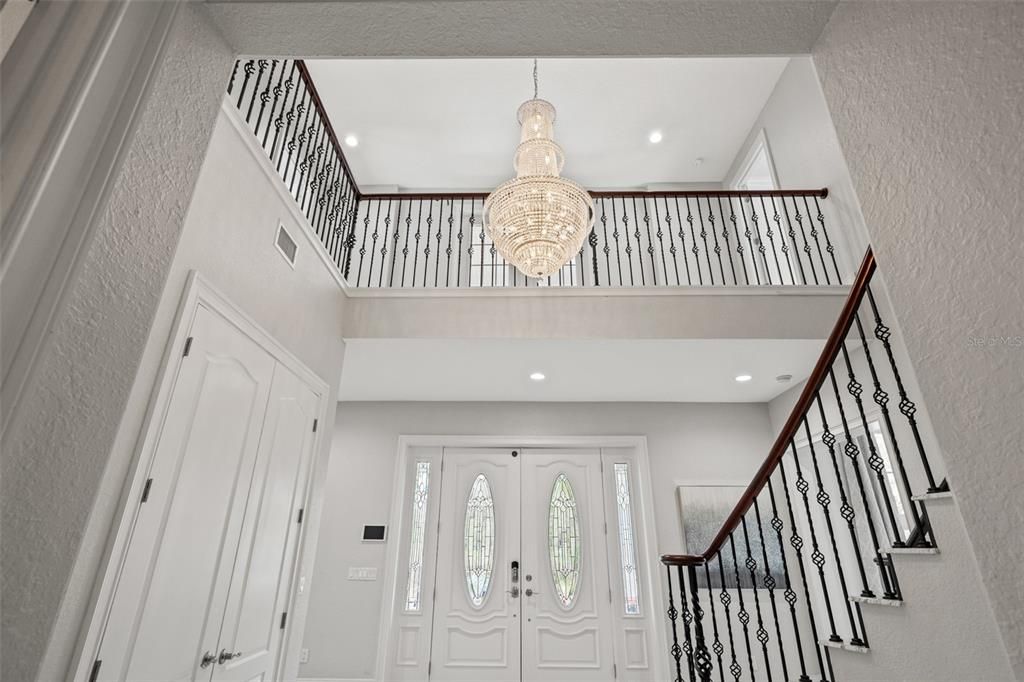 Chandelier, Interior, Recessed Lighting