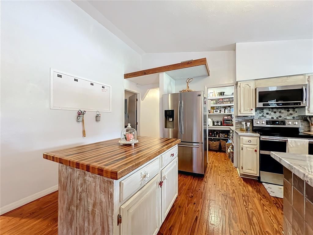 Interior, Kitchen, Stainless Steel Appliances, Wood Texture Flooring