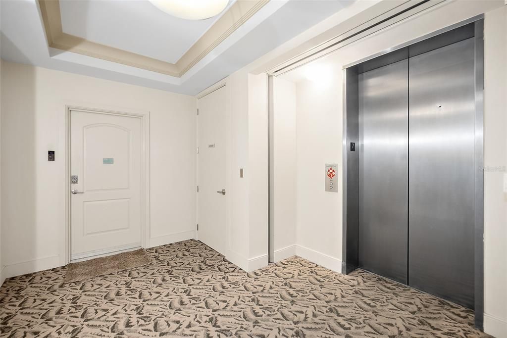 Elevator, Interior
