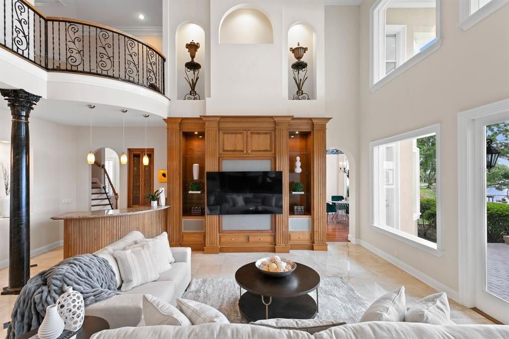Interior, Living room, Pendant Lights, Recessed Lighting