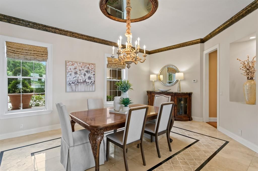 Chandelier, Dining room, Interior