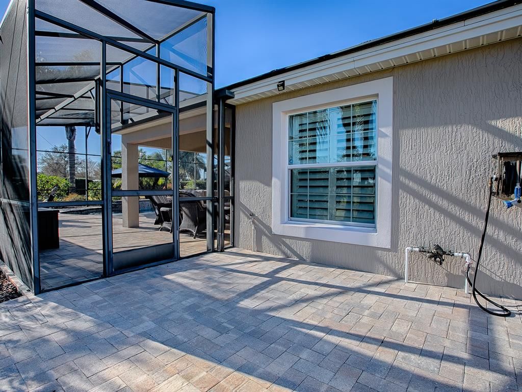 Exterior, Sun Room