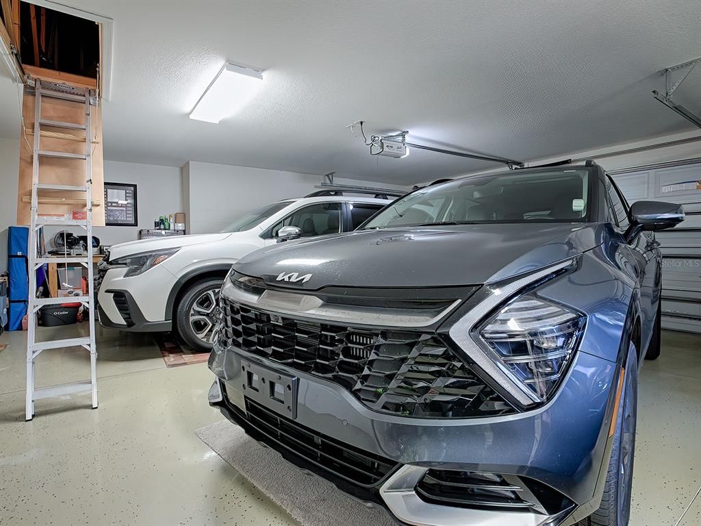 Garage, Interior
