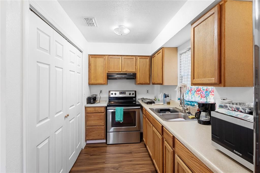 Interior, Kitchen, Wood Texture Flooring