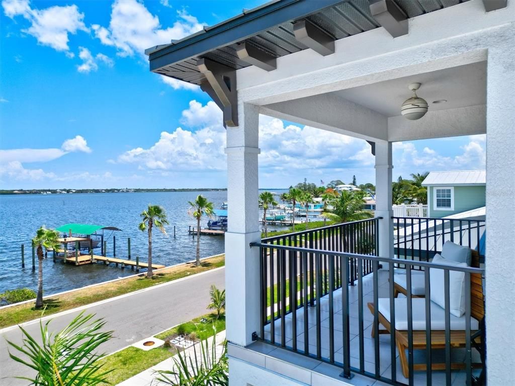 Exterior, Lake, Water