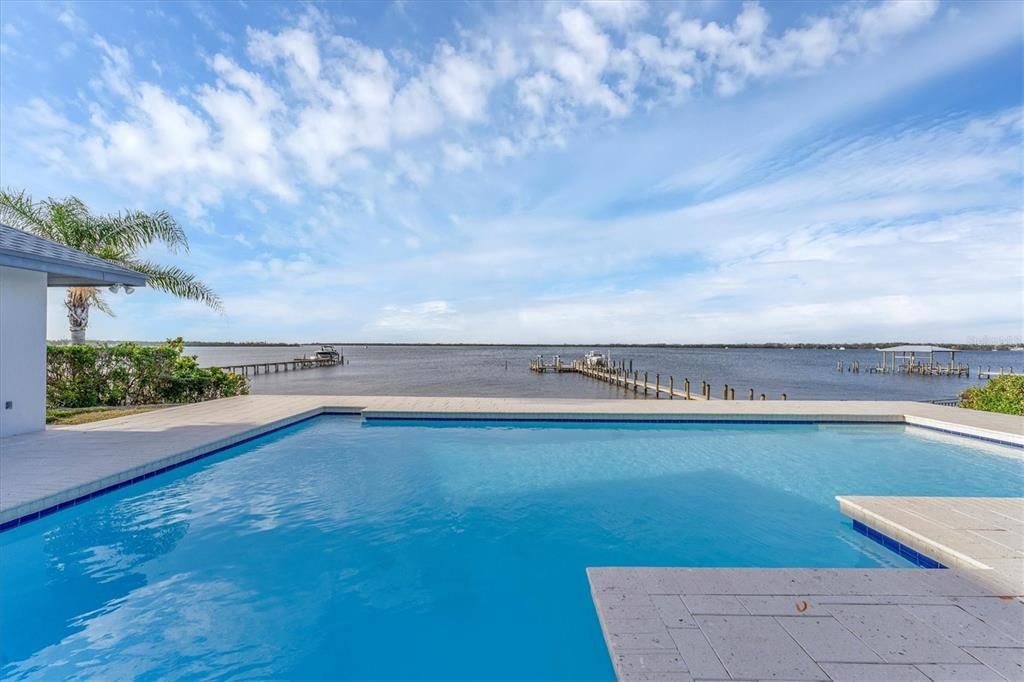 Exterior, Pool, Water