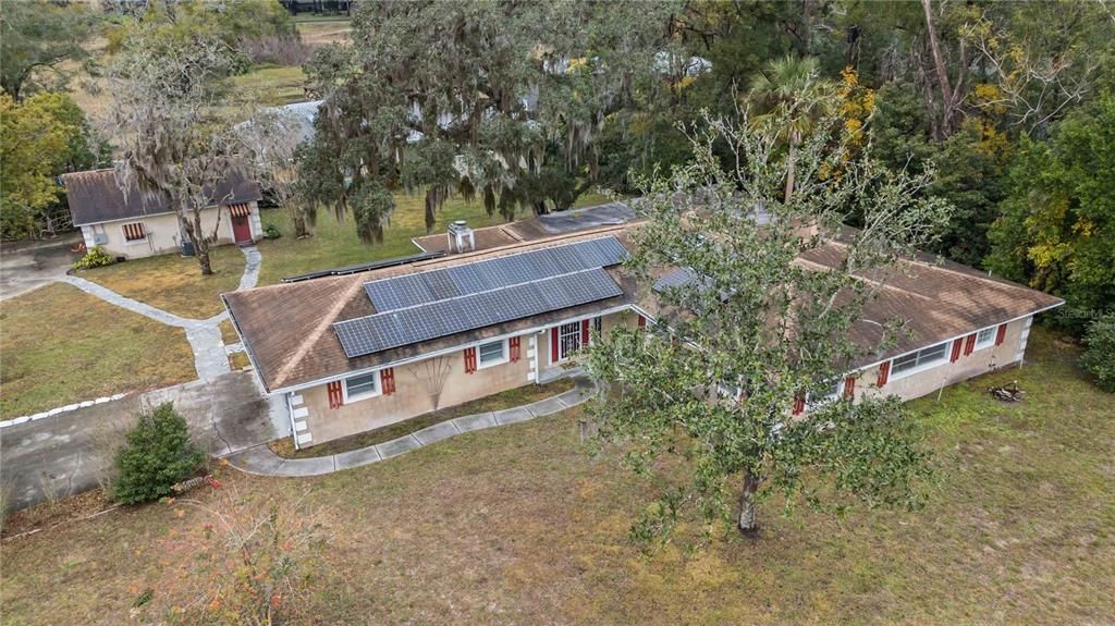 Exterior, Drone