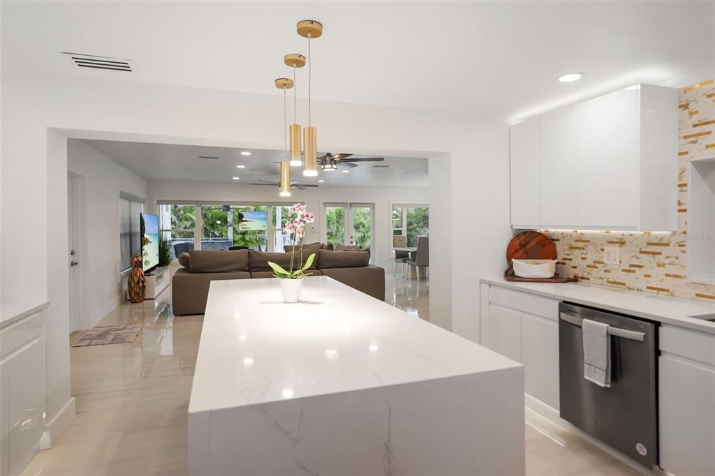 Interior, Kitchen, Living room, Marble, Pendant Lights, Recessed Lighting, Stainless Steel Appliances