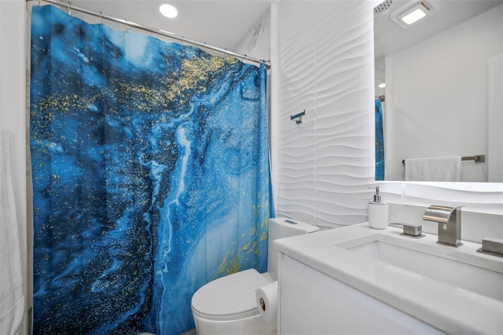 Bathroom, Interior, Recessed Lighting