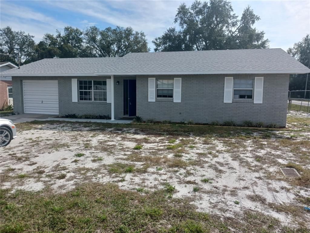 Attached, Backyard, Exterior, Facade, Ranch