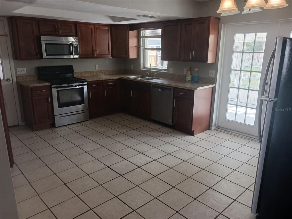 Interior, Kitchen, Stainless Steel Appliances