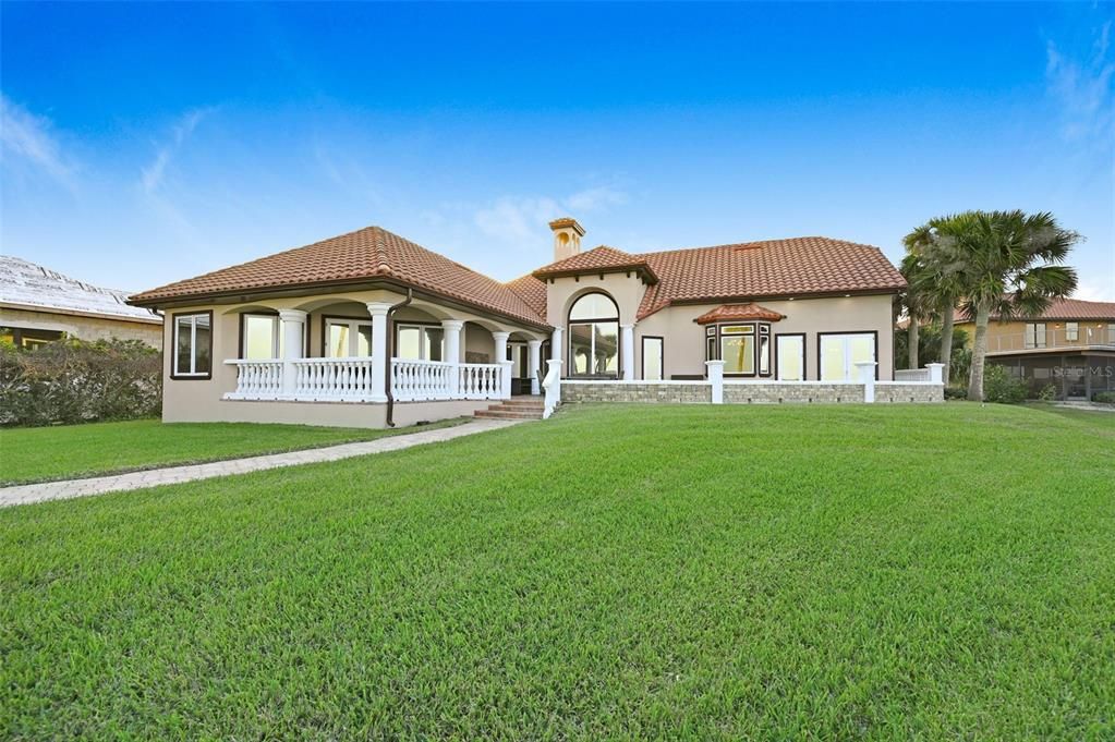 Backyard, Exterior, Facade, Mediterranean