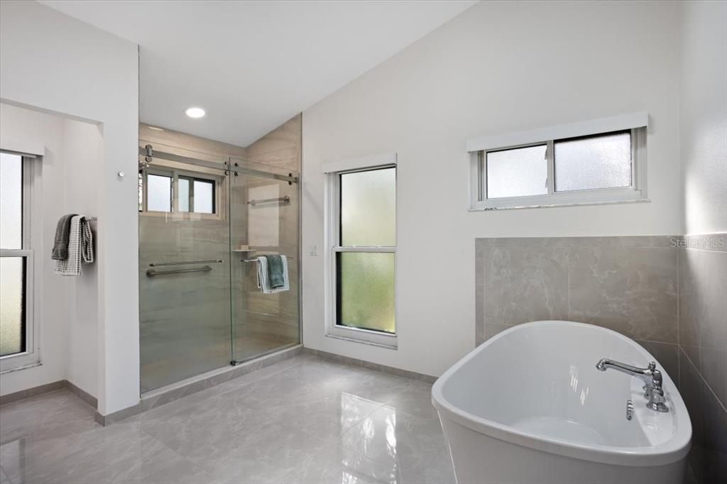 Bathroom, Free Standing Baths, Glass Shower, Interior, Recessed Lighting
