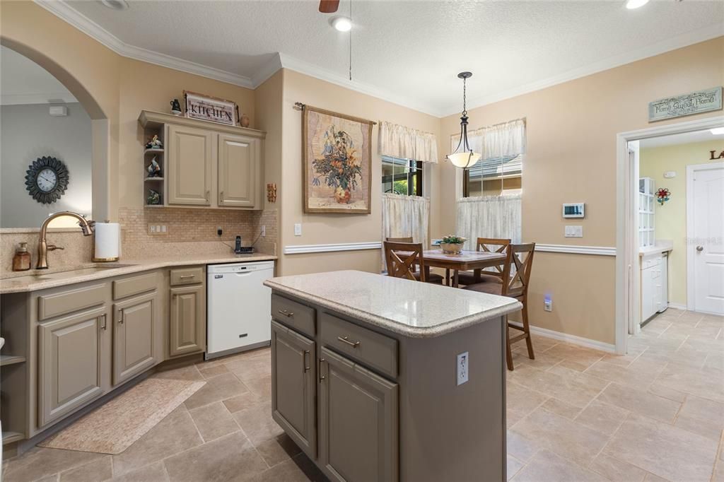 Dining room, Interior, Kitchen, Pendant Lights, Recessed Lighting
