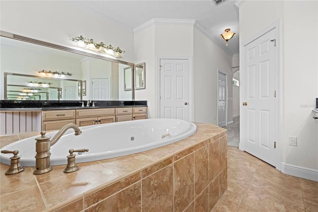 Bedroom, Chandelier, Interior, Kitchen, Pendant Lights, Recessed Lighting, Wood Texture Flooring