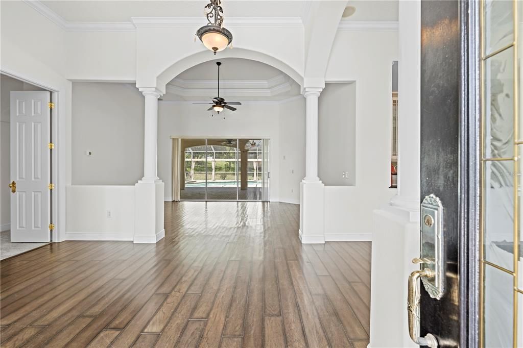 Chandelier, Dining room, Interior, Pendant Lights, Wood Texture Flooring