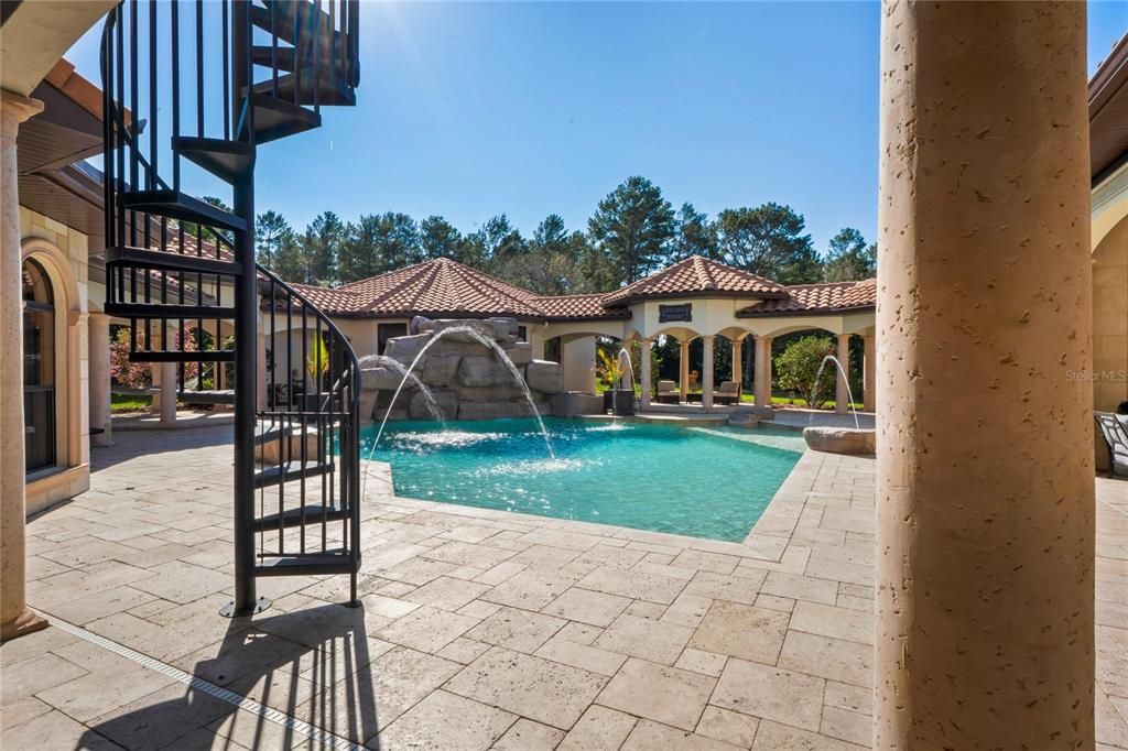 Exterior, Pool