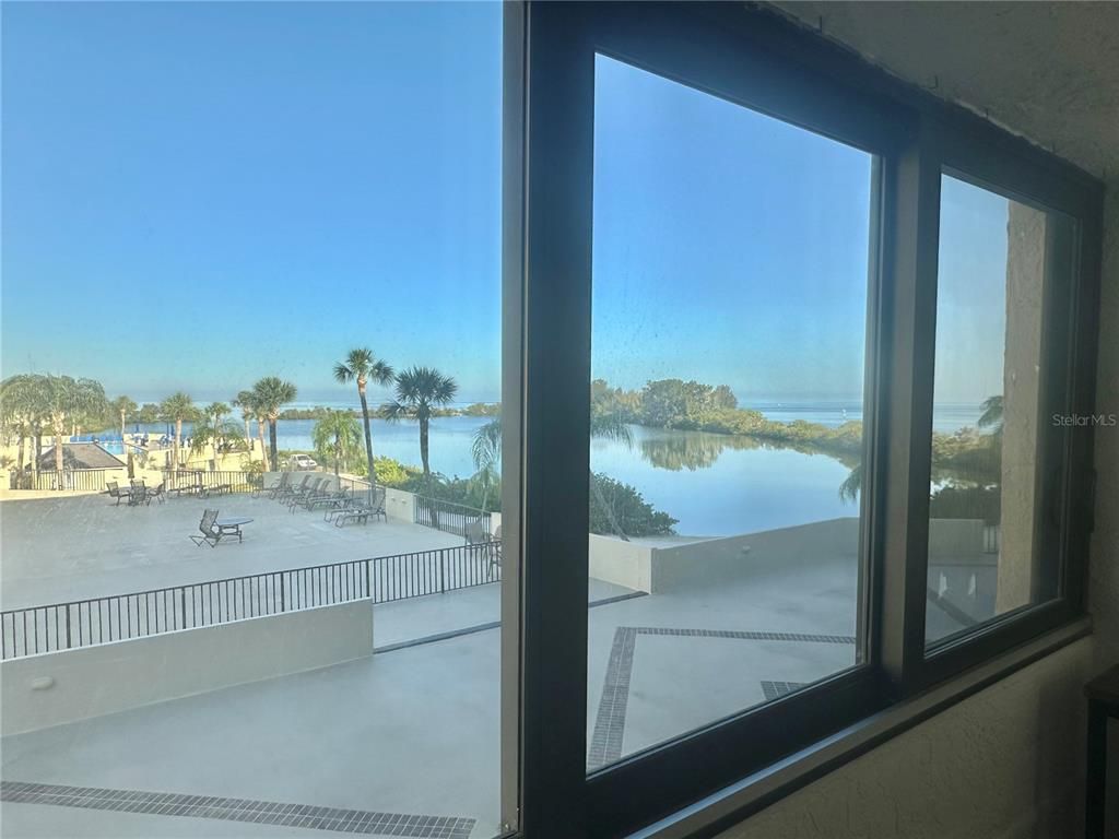 Water, Exterior, Interior, Other, Skyline
