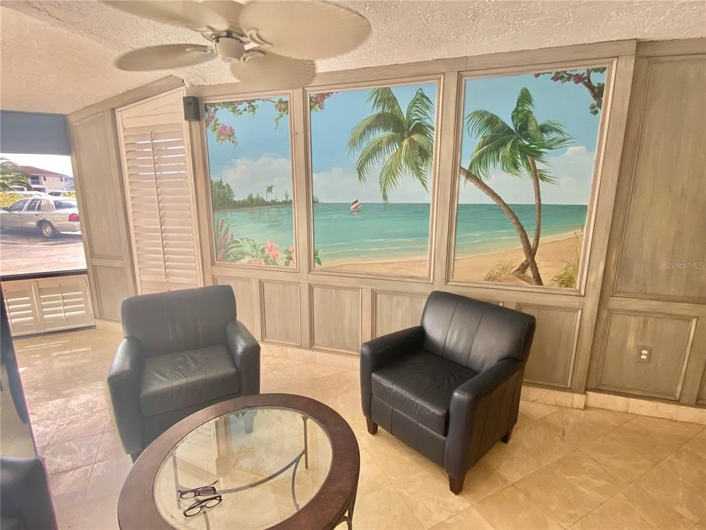 Interior, Sun Room, Water