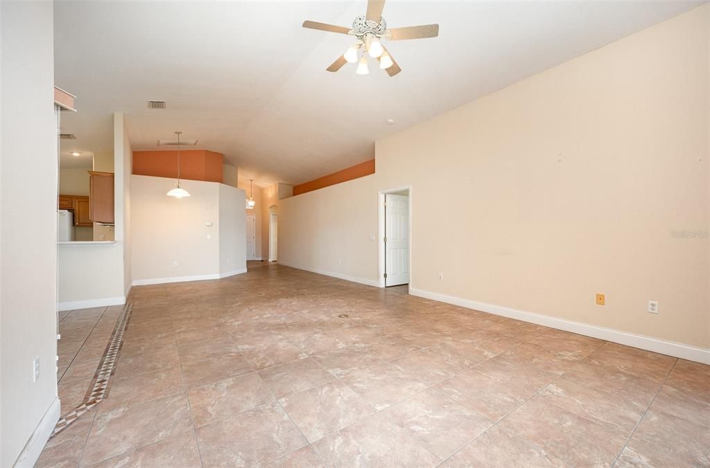 Empty room, Interior, Pendant Lights, Recessed Lighting