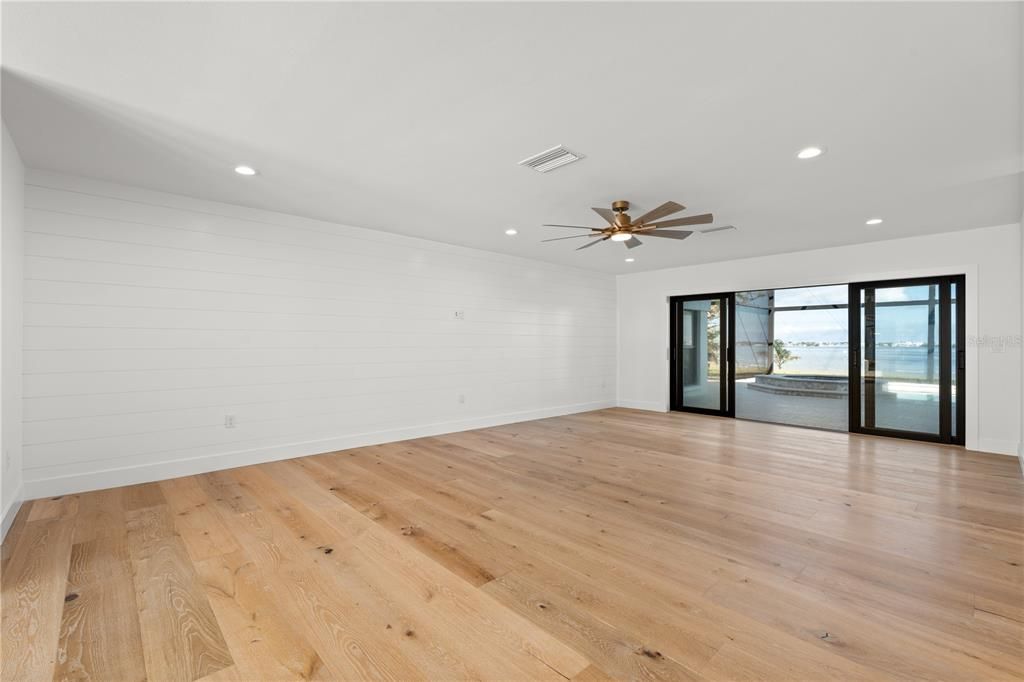 Empty room, Interior, Recessed Lighting, Wood Texture Flooring