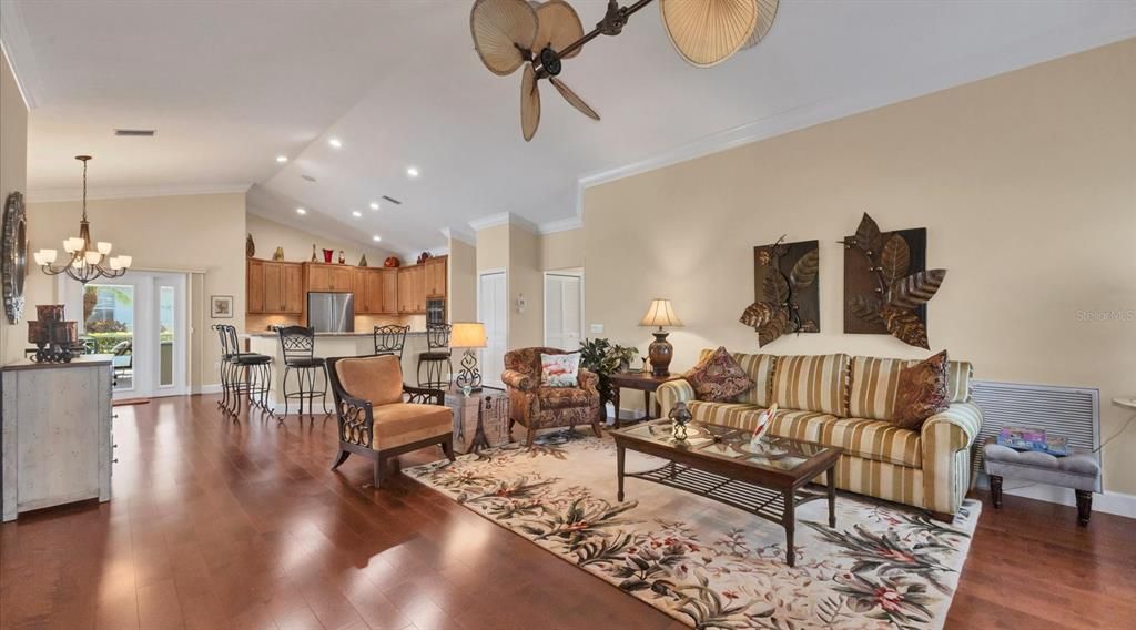 Chandelier, Dining room, Interior, Kitchen, Living room, Recessed Lighting, Wood Texture Flooring