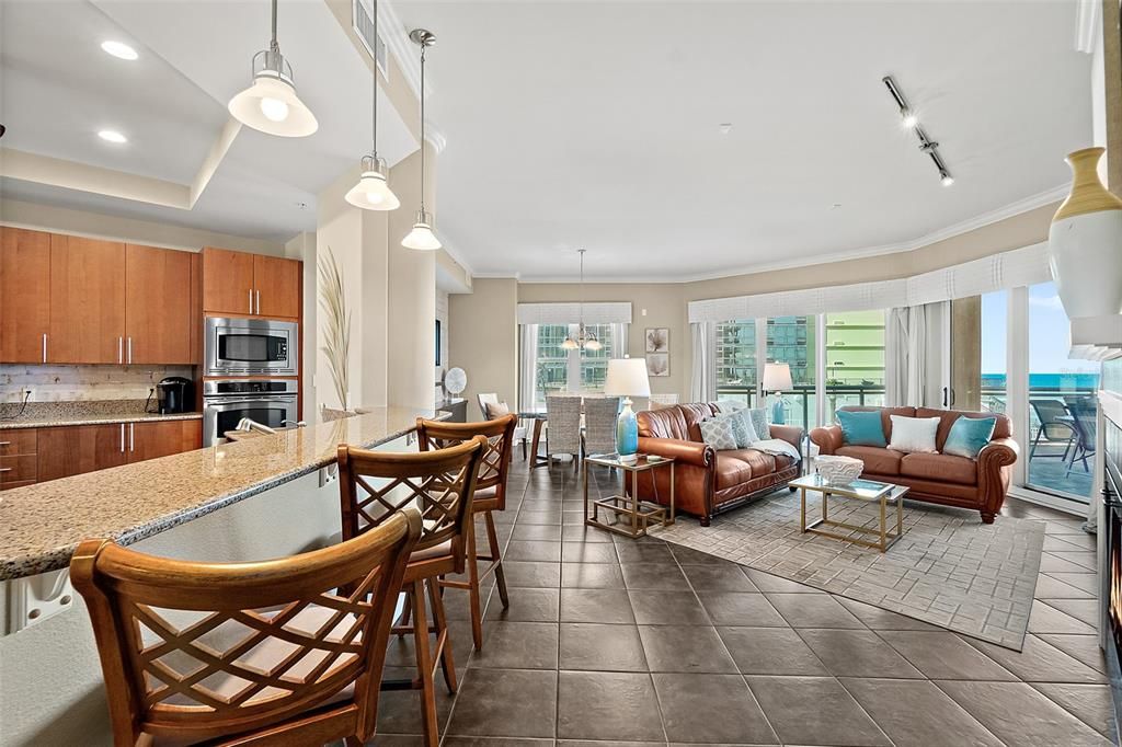 Dining room, Interior, Kitchen, Living room, Pendant Lights, Recessed Lighting, Stainless Steel Appliances