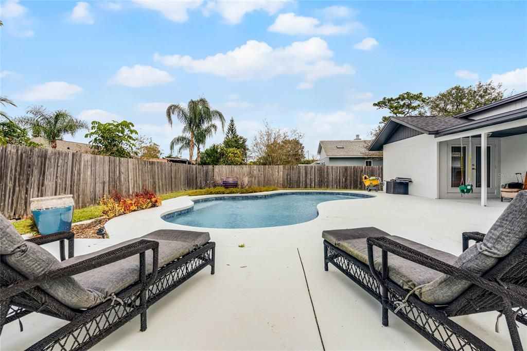 Exterior, Pool