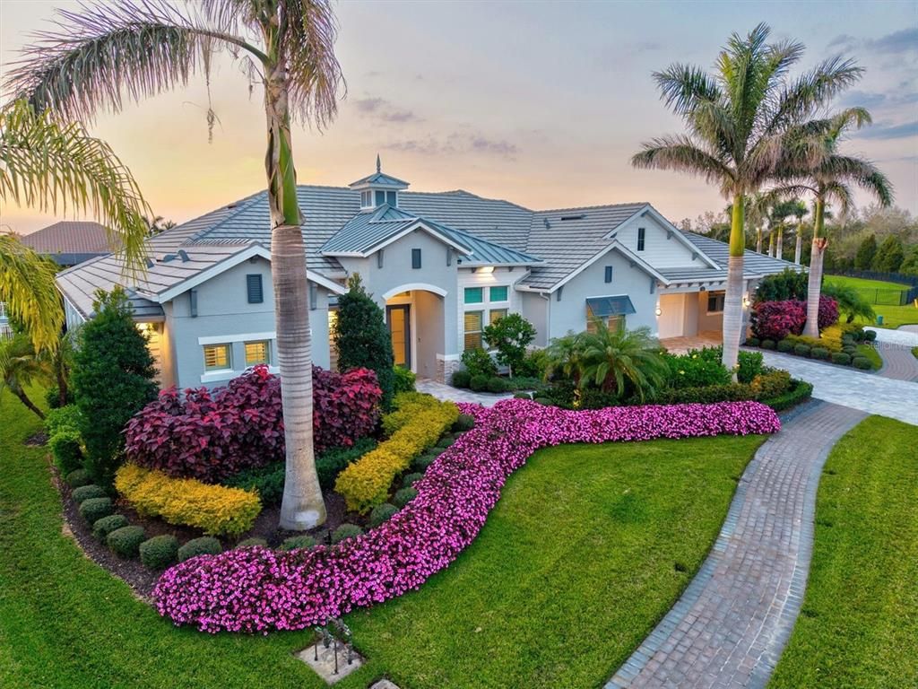 Backyard, Exterior, Facade, Mediterranean