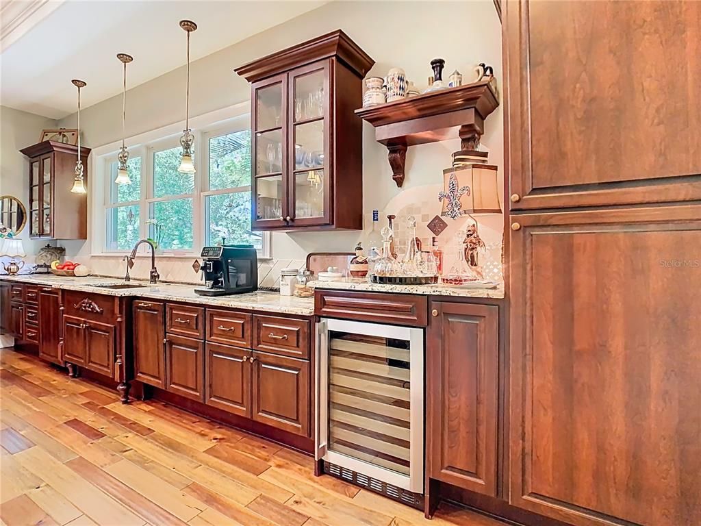 Interior, Kitchen, Pendant Lights, Wood Texture Flooring