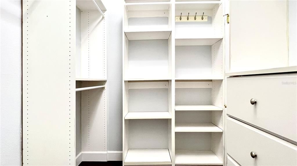 Interior, Walk-in Closets
