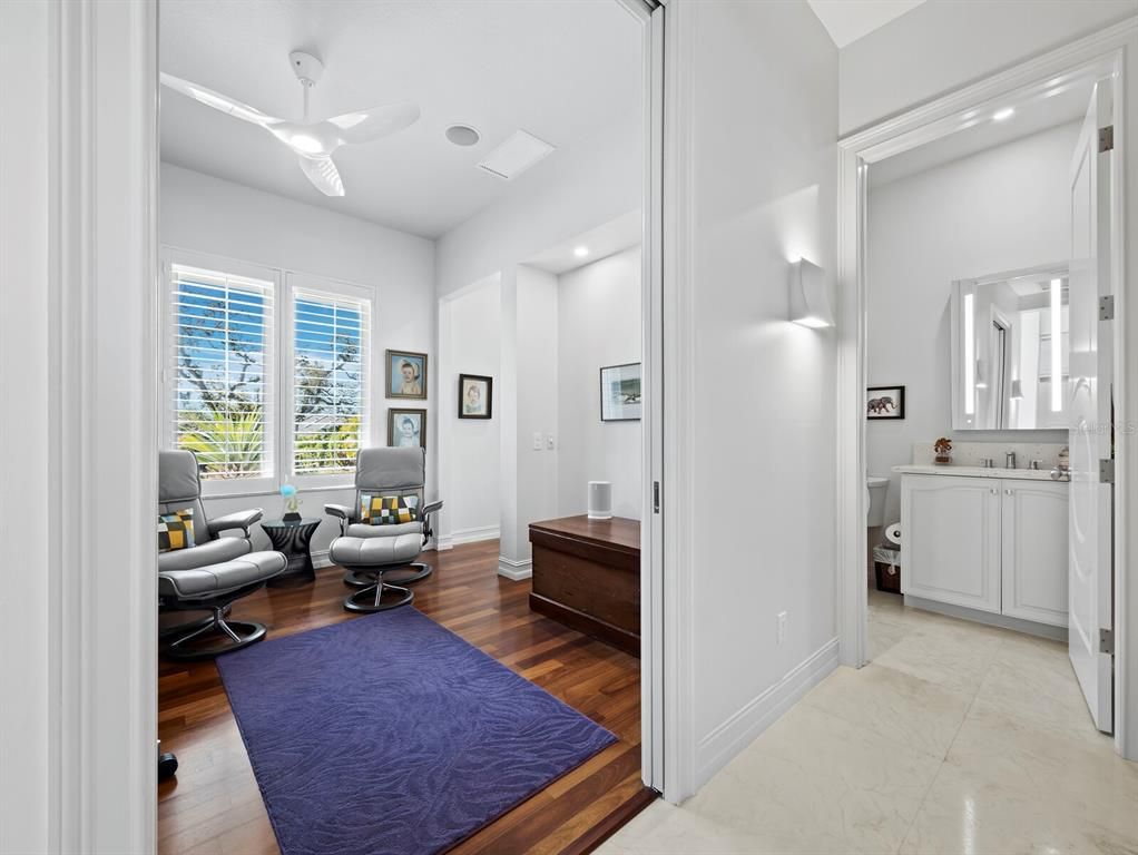 Bathroom, Interior, Recessed Lighting, Wood Texture Flooring