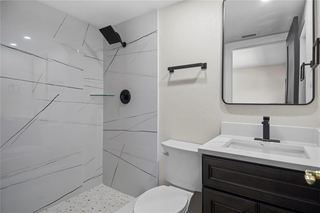 Bathroom, Interior, Recessed Lighting