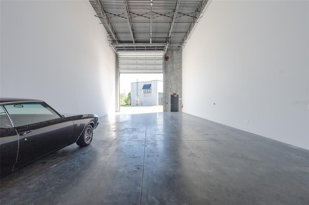 Garage, Interior