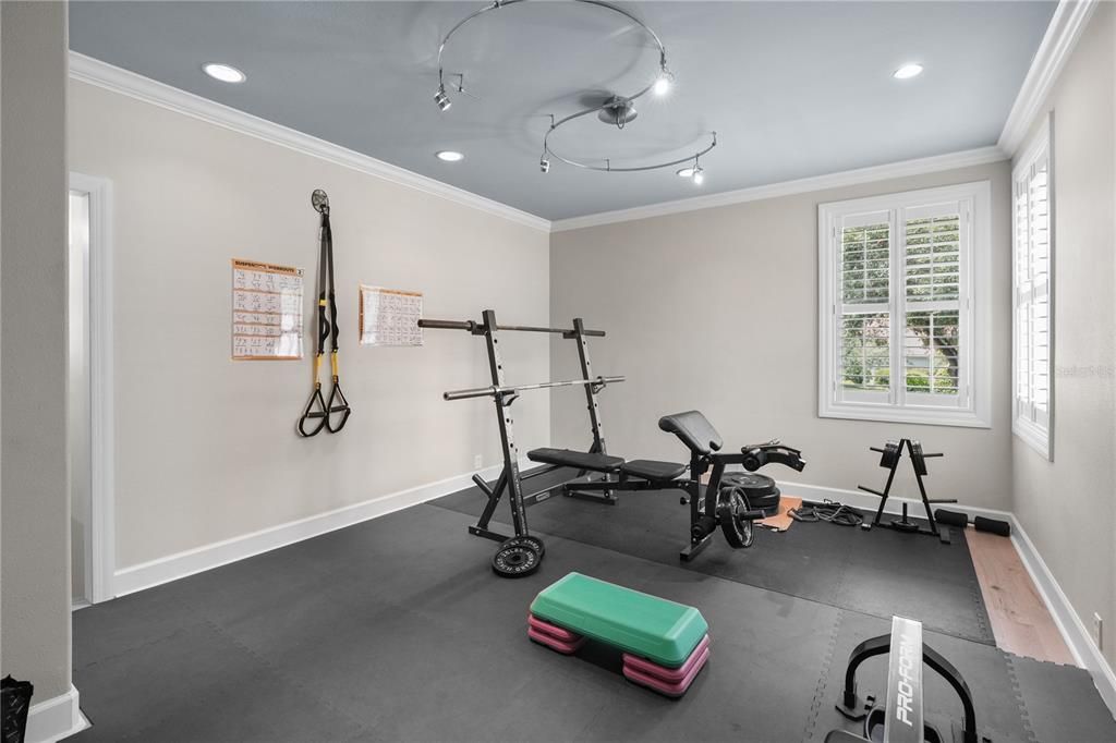 Fitness Equipment, Interior, Recessed Lighting