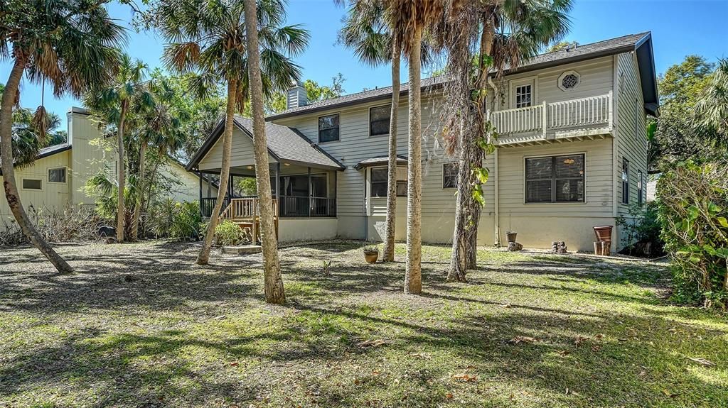 Backyard, Exterior