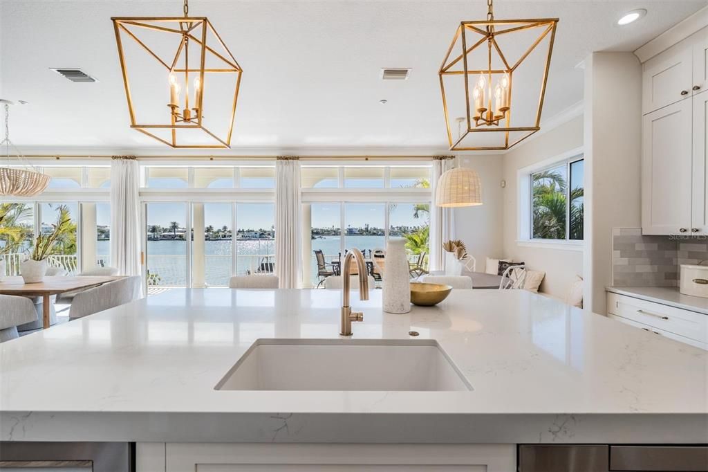 Dining room, Interior, Kitchen, Pendant Lights, Recessed Lighting, Water